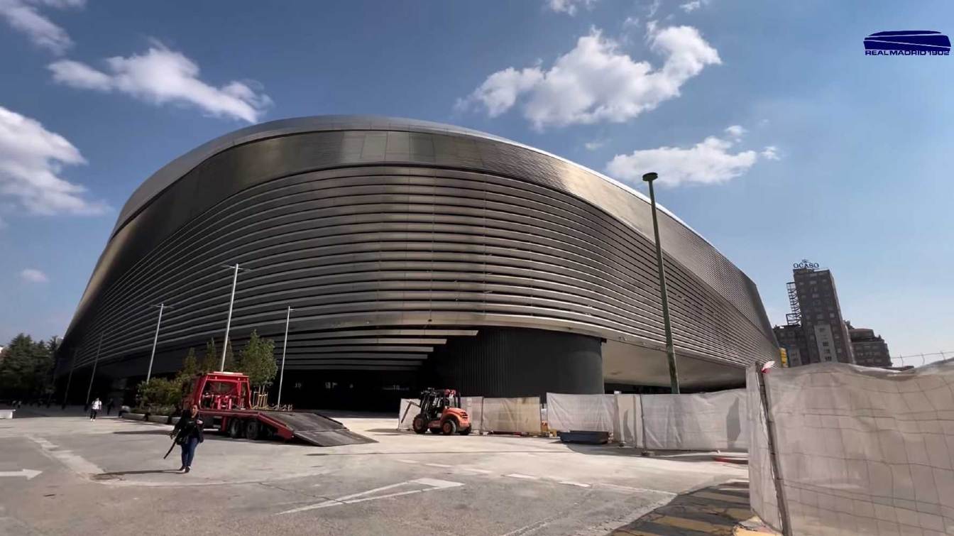 Construction of Estadio Santiago Bernabéu