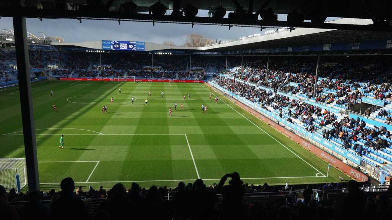 Estadio de Mendizorrotza