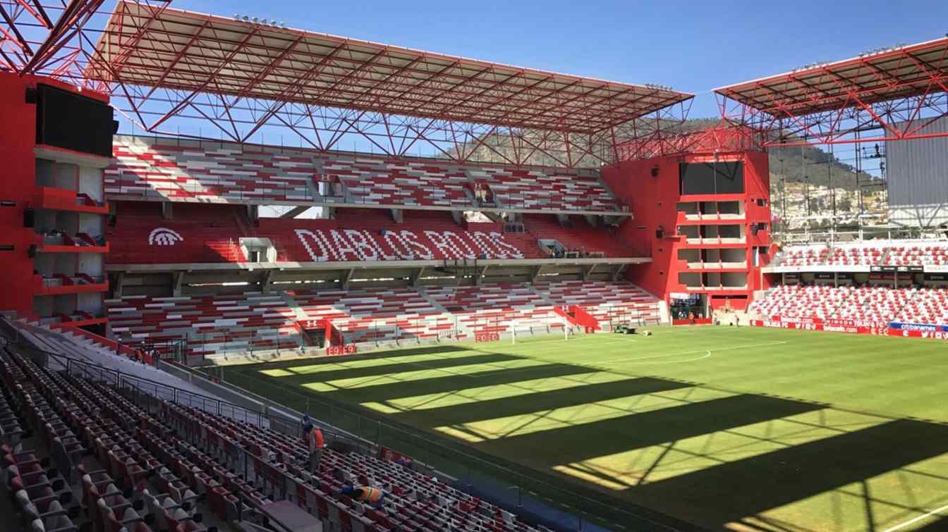 Estadio Nemesio Diez in Toluca is located about 1.5h from Ciudad de México by car.