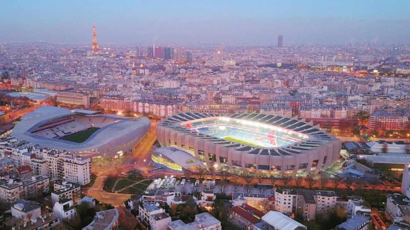 Parisian stadiums are located 30 meters apart.