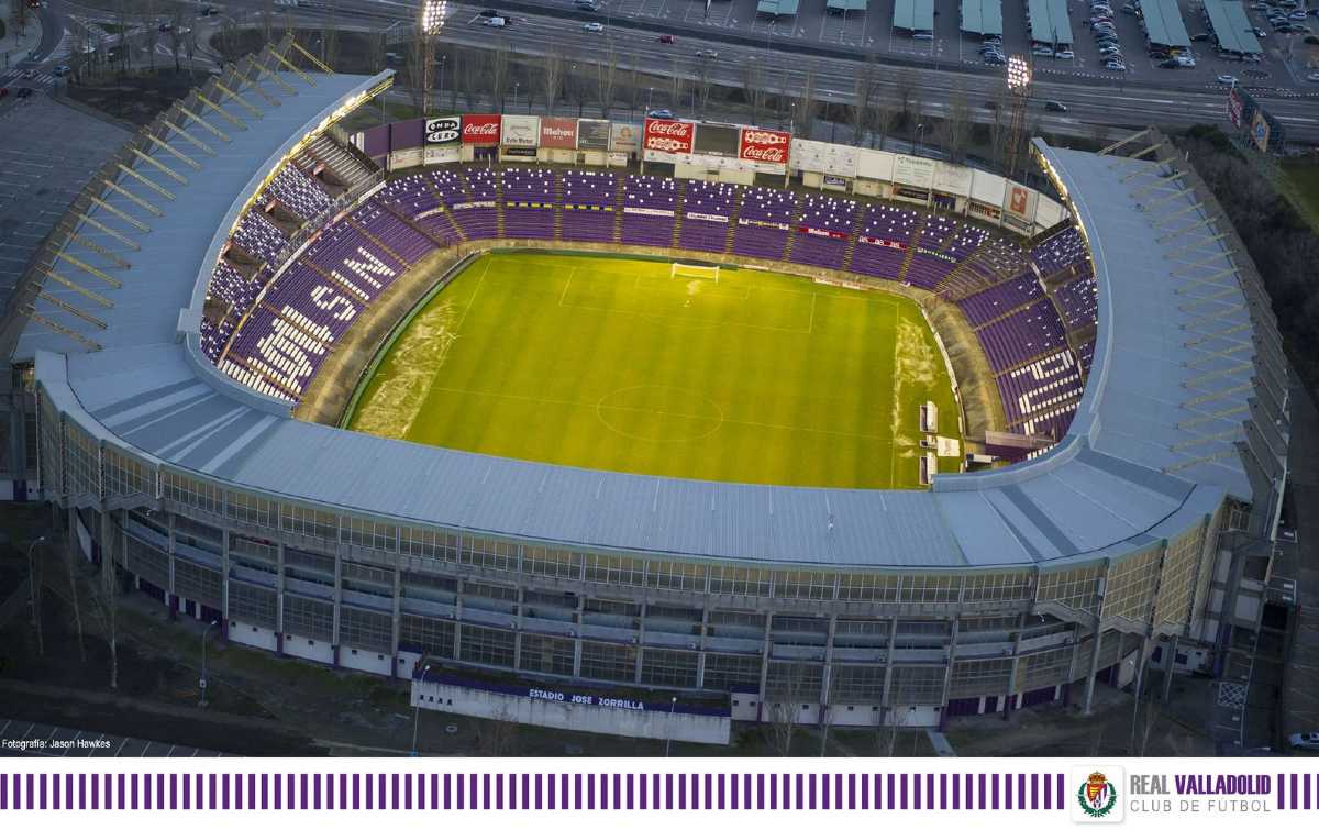  Estádio Jose Zorrilla is now 43 years old, but it underwent its only major redevelopment in 1986, when the north stand was extended. Now similar work is to include the south stand.