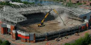 England: When and how will Old Trafford be demolished?
