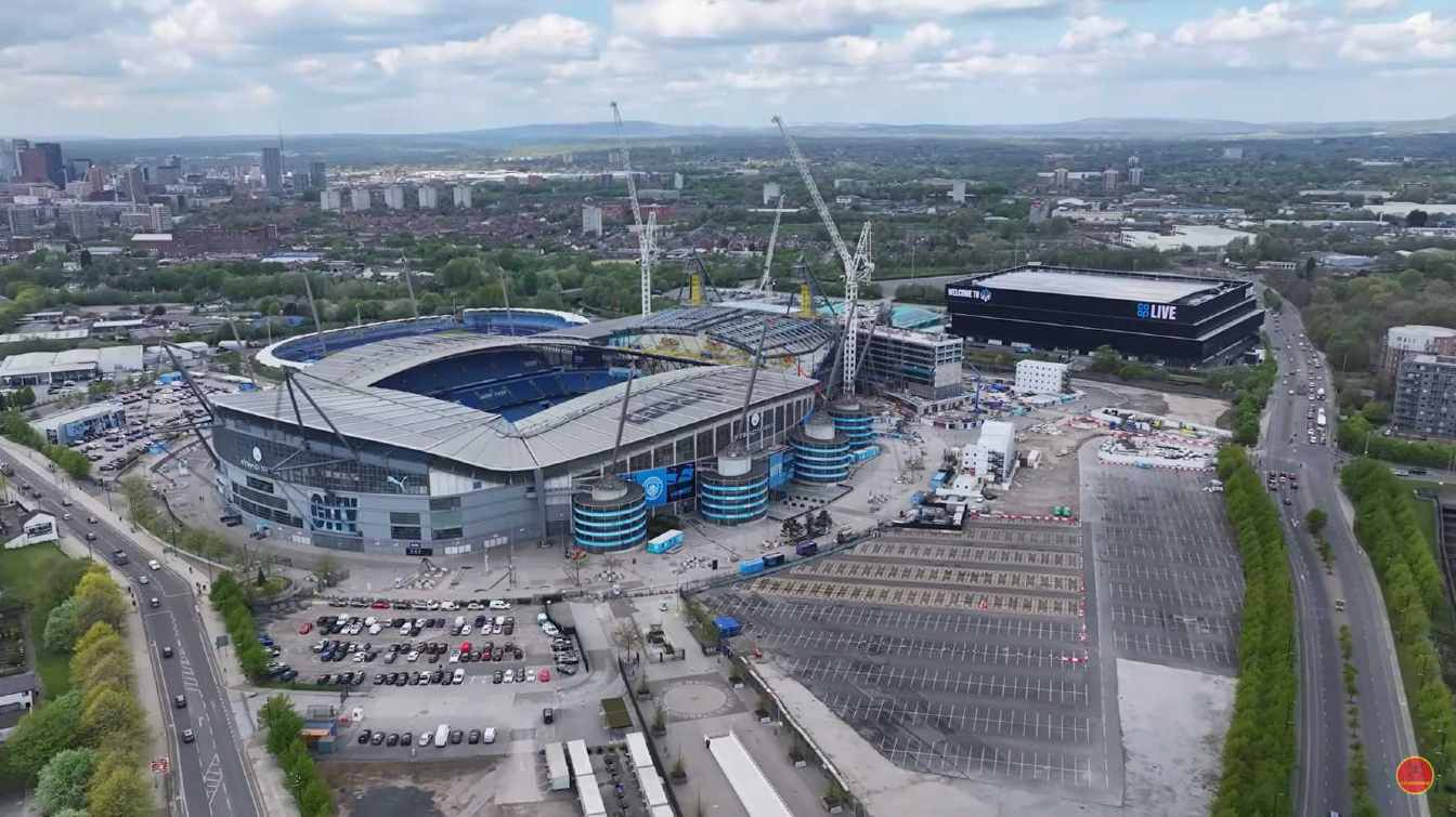 Construction of Etihad Stadium (City of Manchester Stadium / Eastlands)