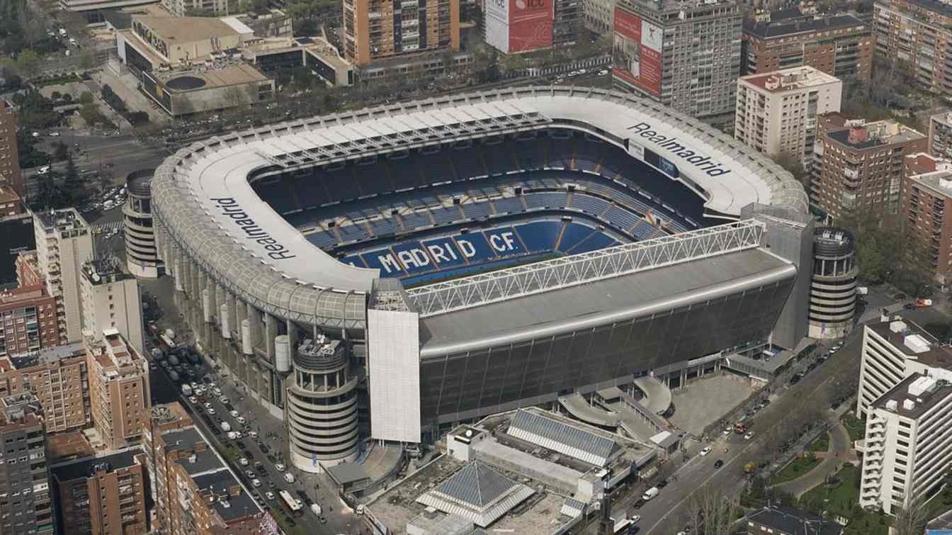 This is what Los Blancos’ stadium looked like after the reconstruction of 2001-2006, designed by Estudio Lamela.