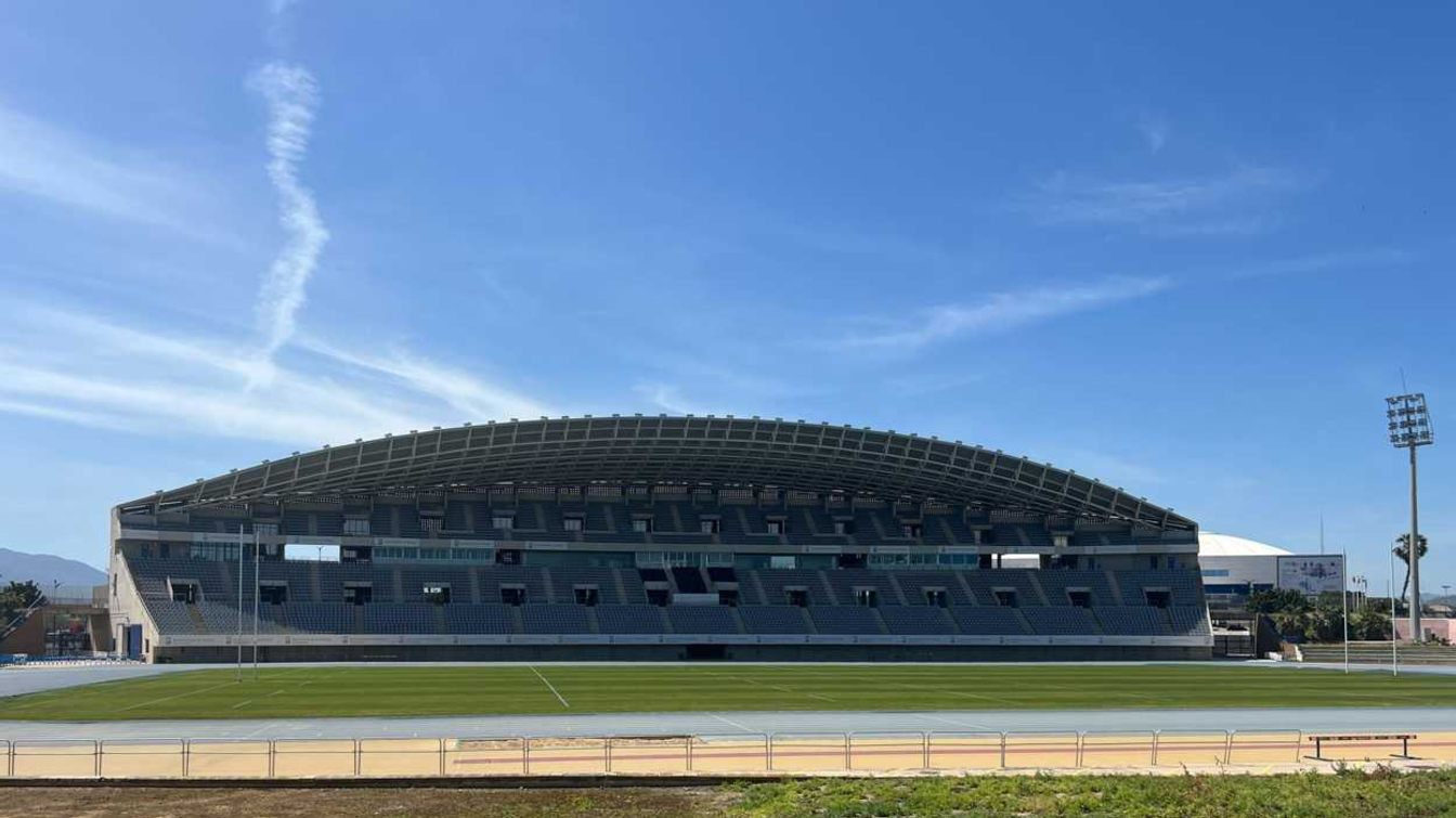 Estadio Ciudad de Málaga has only one stand, separated from the pitch by a treadmill.