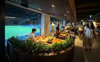Spain: Starbucks opens its 