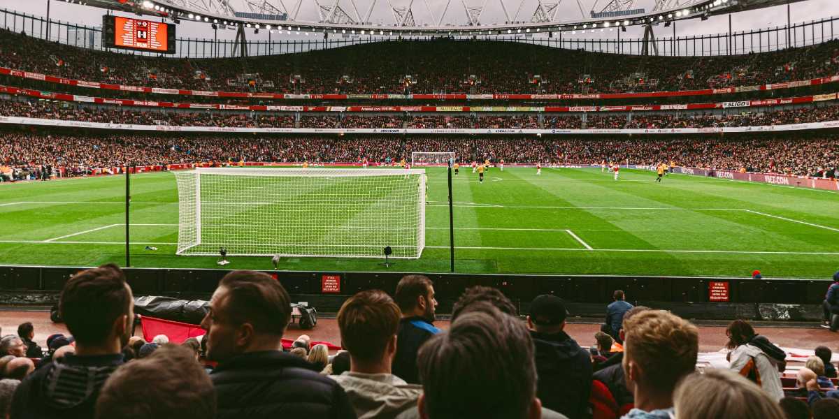 England: Arsenal planning Emirates expansion and temporary switch to Wembley