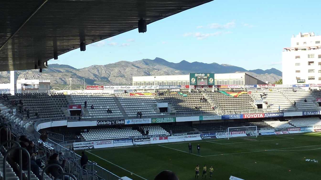 Estadio SkyFi Castalia