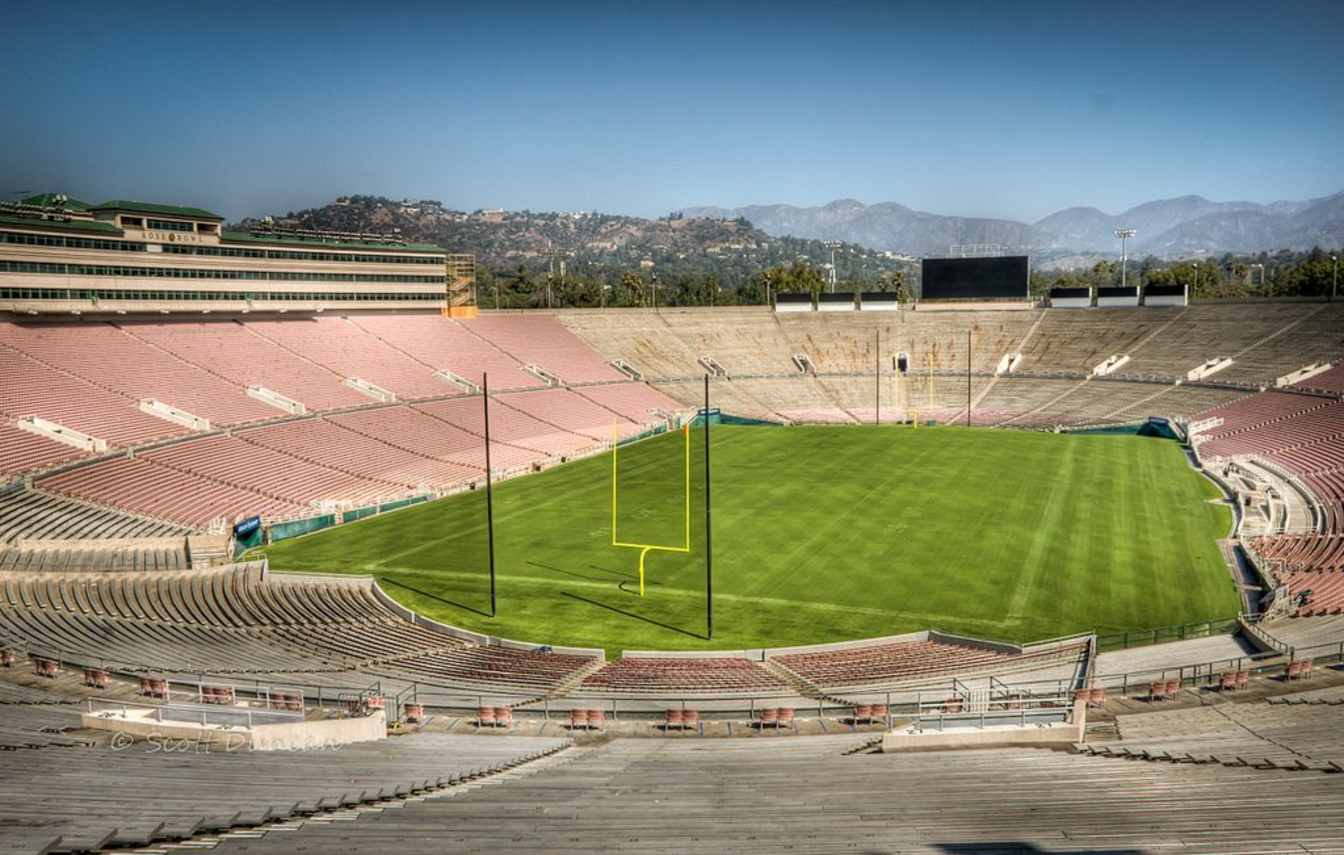 16 women's and 12 men's teams will take part in the football tournament at the Olympic Games.