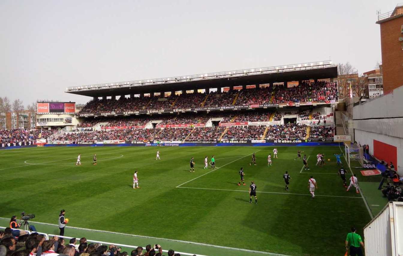 The pitch at Vallecas makes it impossible to hold a LaLiga match at this stadium.