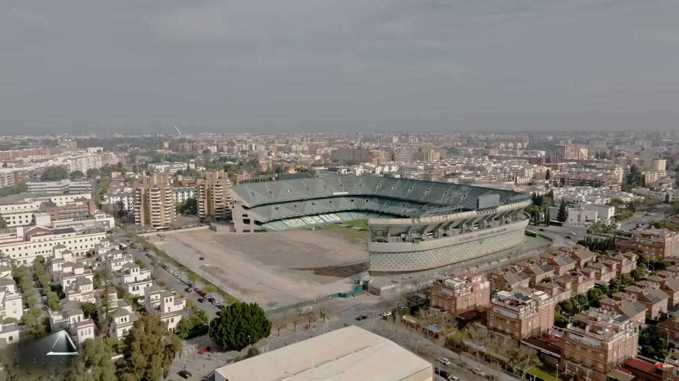 The initial cost of redeveloping Estadio Benito Villamar&iacute;n was around &euro;160 million, but contractor bids reached up to &euro;270 million.
