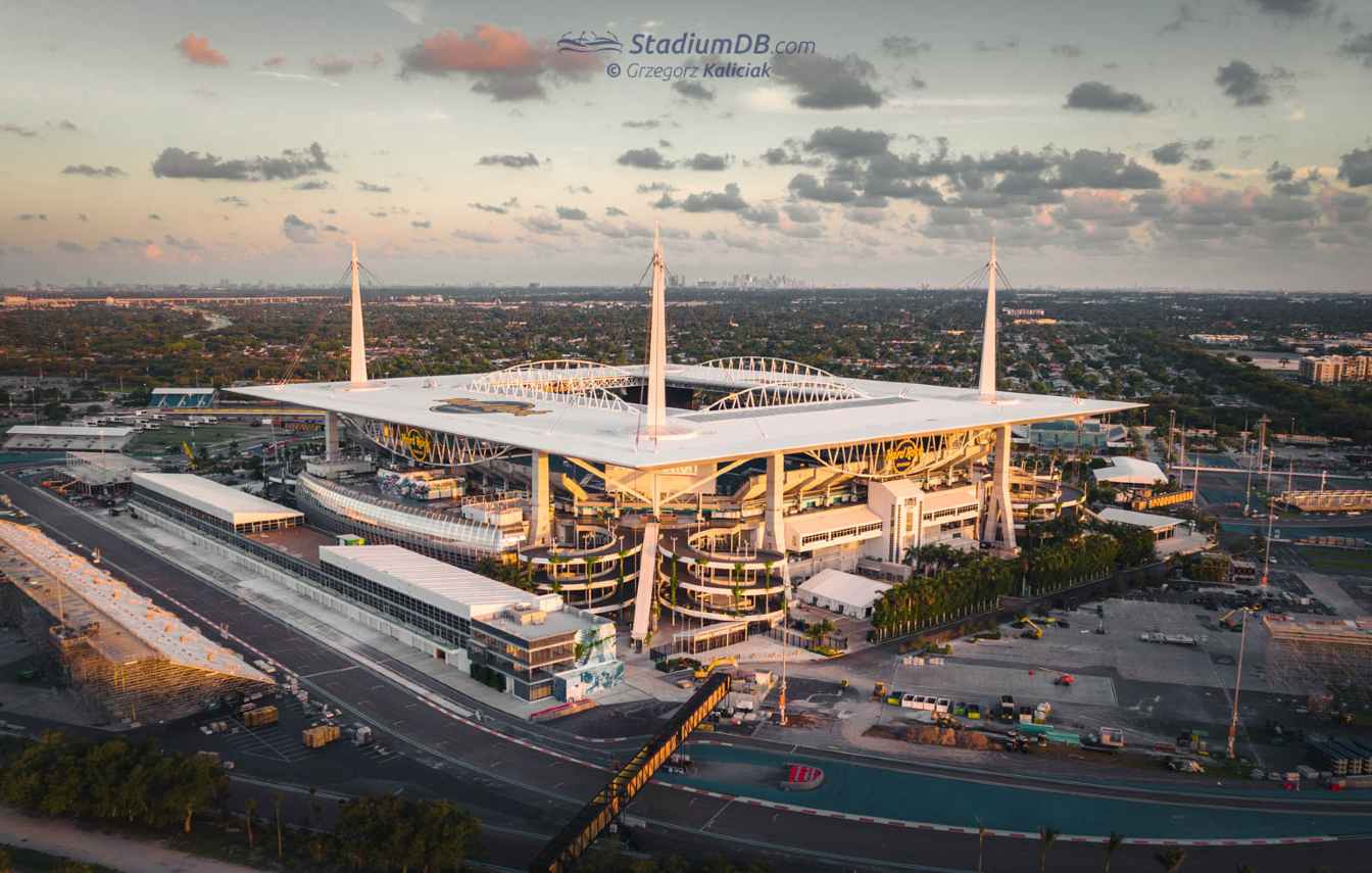 Hard Rock Stadium (Dolphins Stadium) 