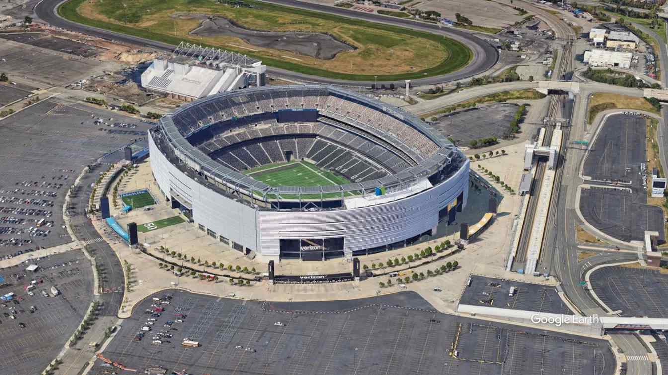 During the 2026 World Cup, parking at MetLife Stadium will be completely banned, eliminating traditional tailgating.