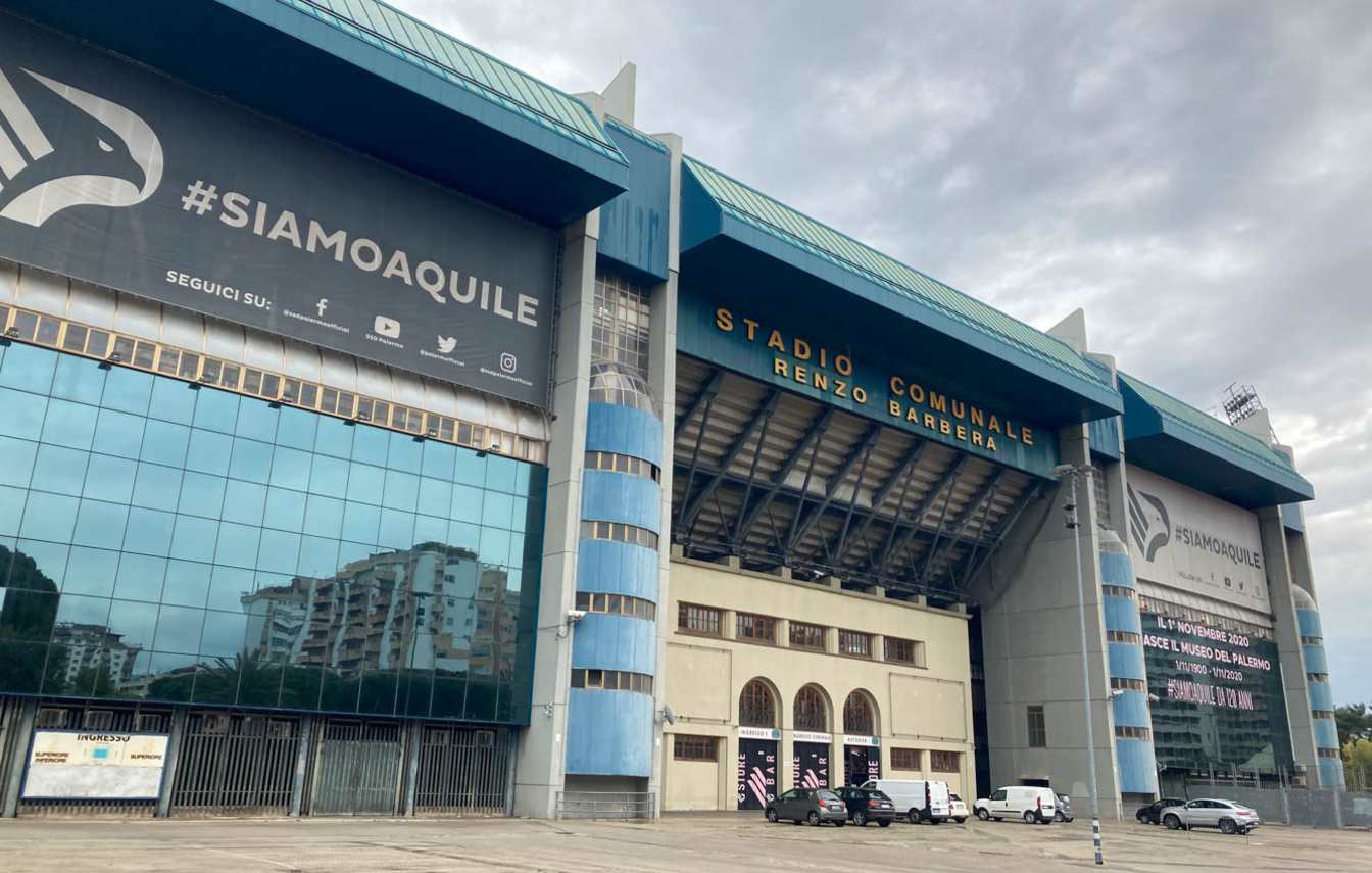 The &euro;300 million project will rely on a public-private partnership, with final decisions depending on UEFA&rsquo;s evaluation.