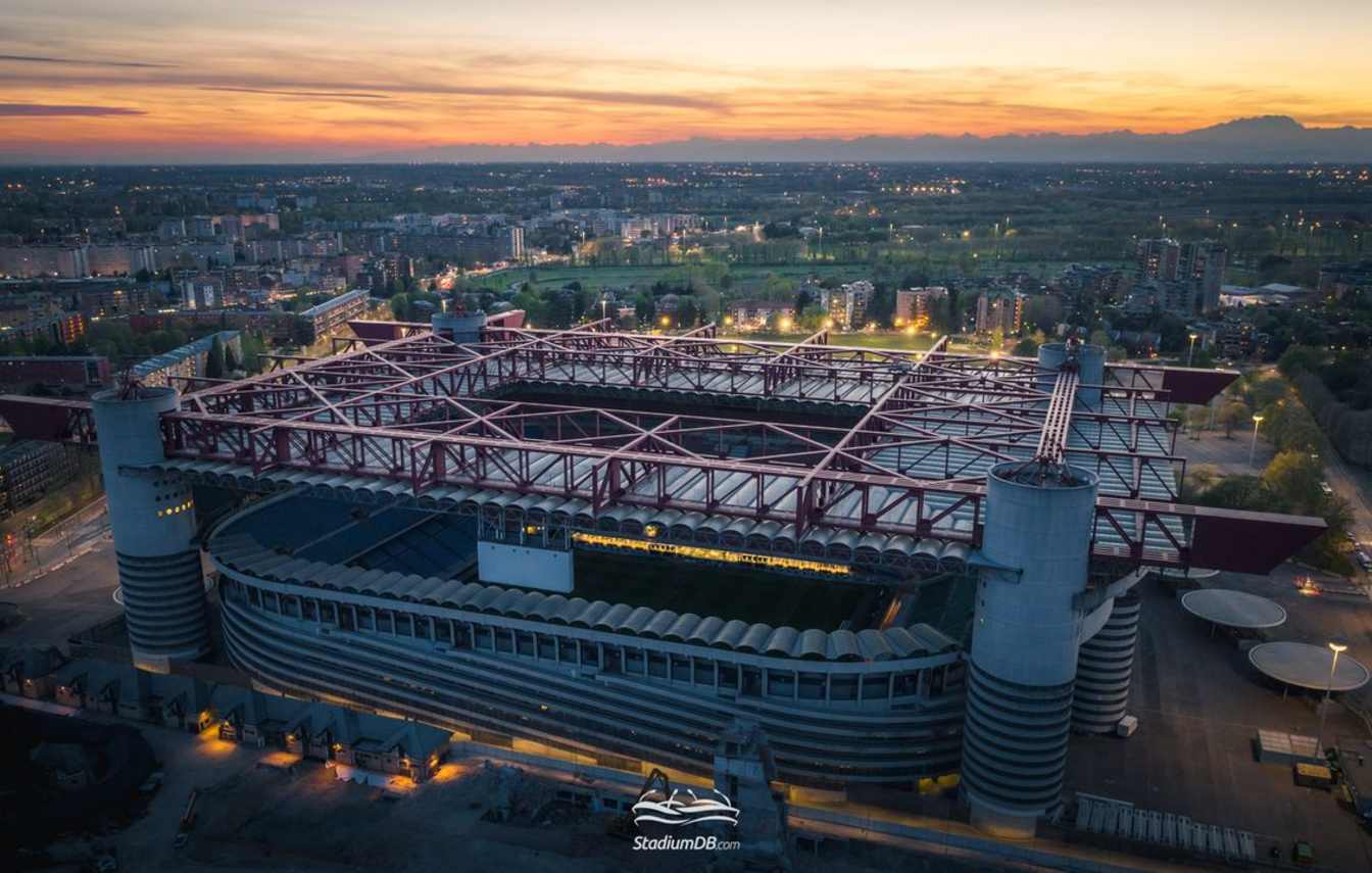 San Siro is at the centre of an investigation into its planned sale, with prosecutors examining whether the tender process may have favoured specific parties.