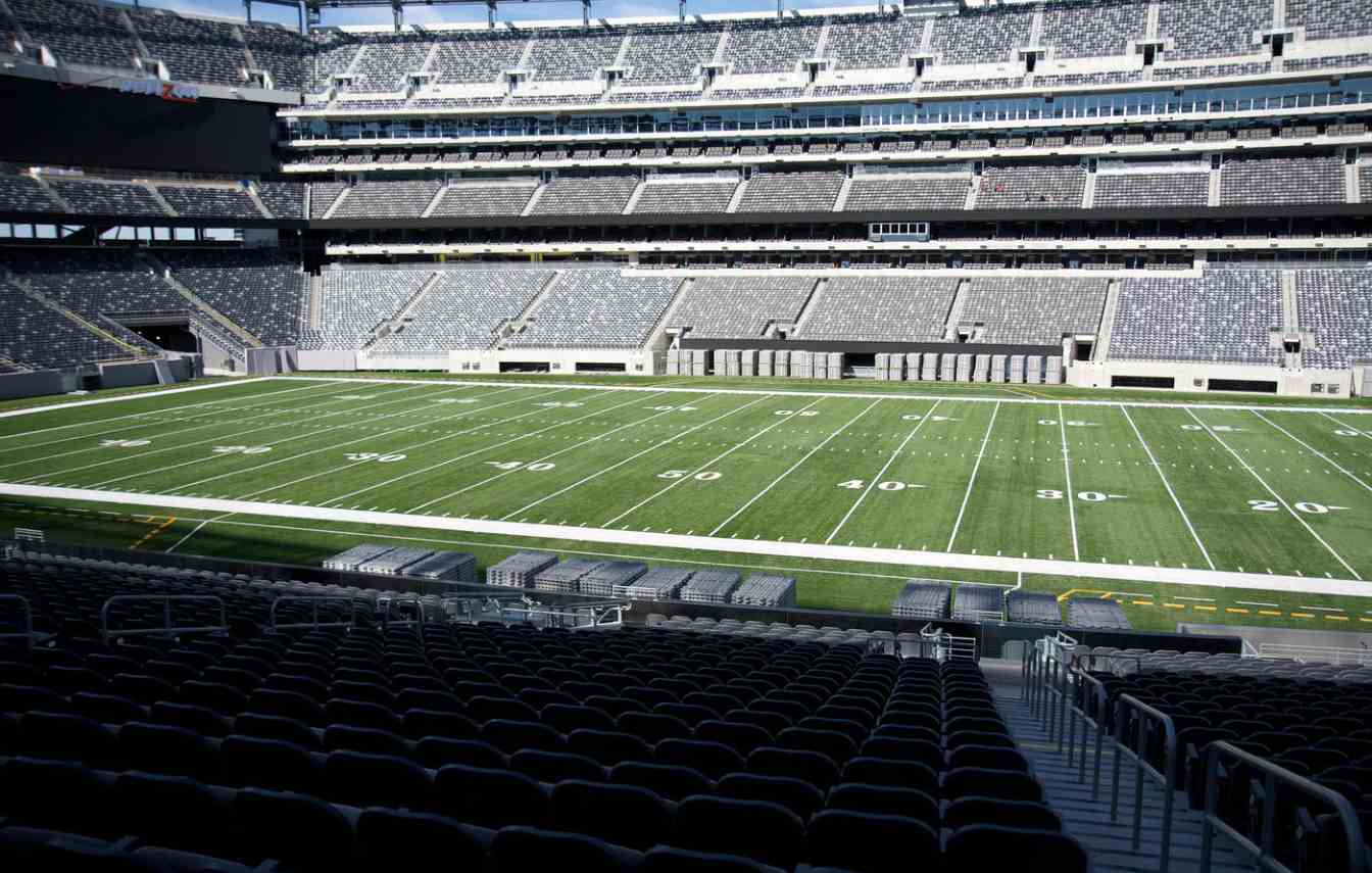 The 2026 World Cup final is getting closer as MetLife Stadium continues its transformation with hybrid grass installation and major transport changes around the stadium.