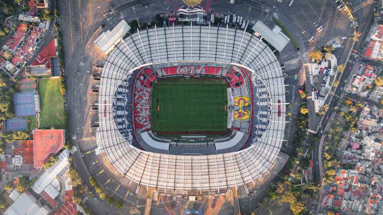 Organisational chaos, falling concrete elements and technology failures &mdash; Estadio Azteca is facing growing controversy less than a year before the 2026 World Cup, despite being set to host its historic third FIFA tournament.