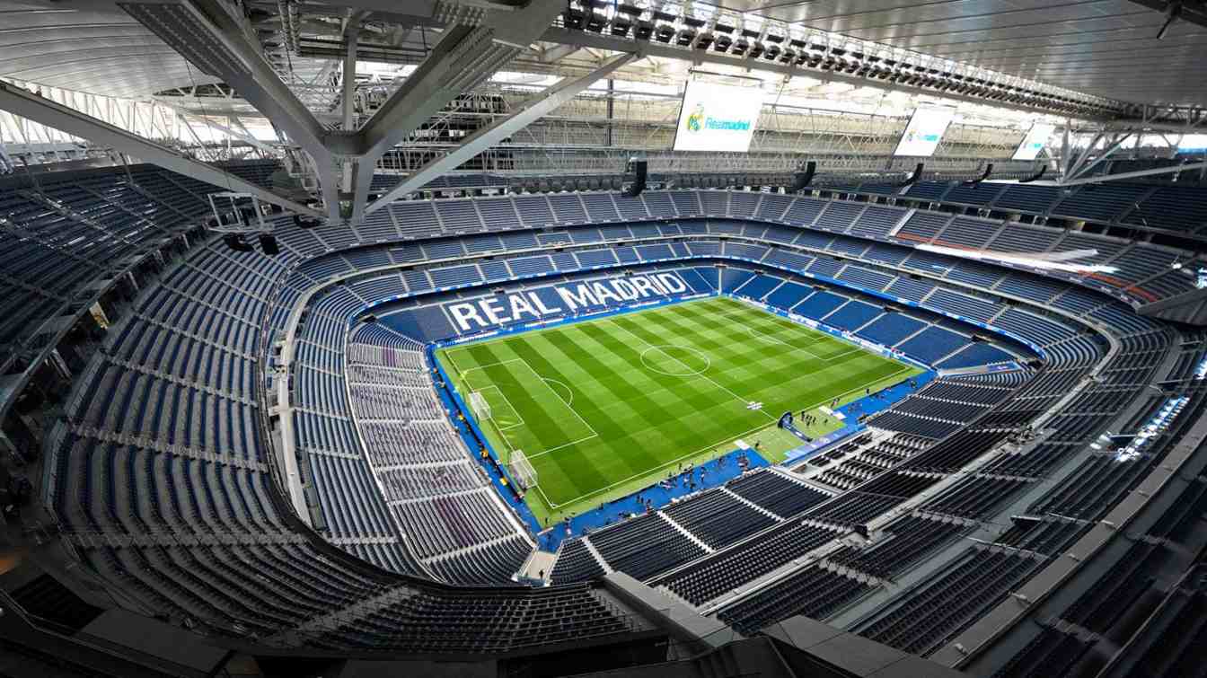 National Football League will return to Santiago Bernab&eacute;u Stadium after last year&rsquo;s hugely successful game in Madrid. League officials praised the atmosphere, attendance and cutting-edge infrastructure of Real Madrid CF&rsquo;s stadium.