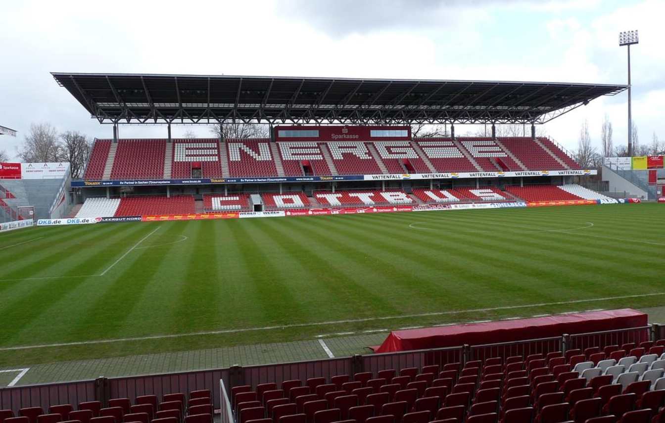 LEAG Energie Stadion (Stadion der Freundschaft) 
