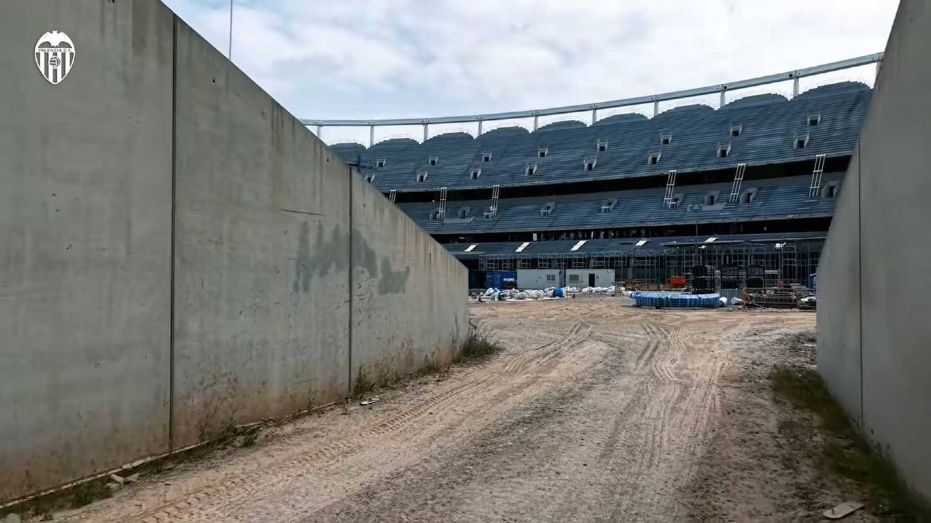 Nou Mestalla must be ready by July 10, 2027.