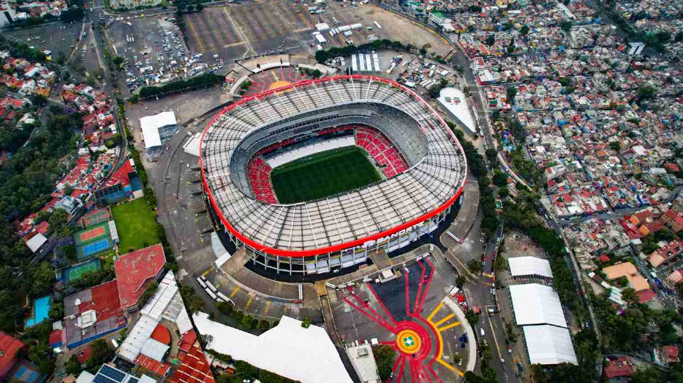 Just days before the opening of the 2026 World Cup, Estadio Azteca has become the center of one of the largest security operations in Mexican history. The sporting event is set against the backdrop of social protests, cybersecurity concerns, and a massive mobilization of security forces.