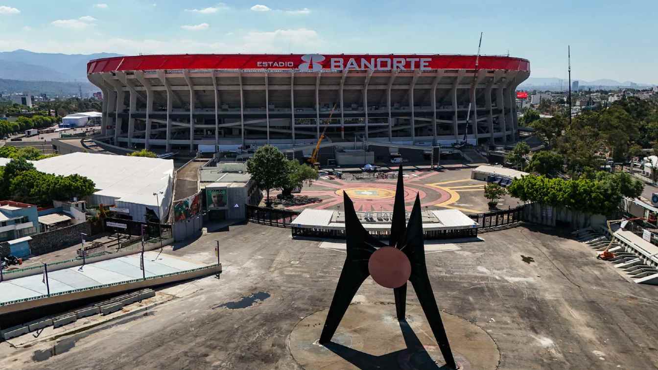 Over 100,000 officers, a special Kukulk&aacute;n plan, and close international cooperation. Mexico is preparing for the start of the 2026 World Cup, trying to balance the sporting event with real security concerns.